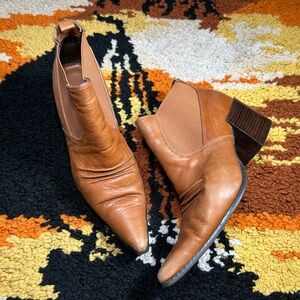 Rad, ANTHROPOLOGIE, COLIN STUART boots!!